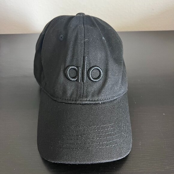 Alo Hat - NWOT 🤩 - Picture 1 of 7